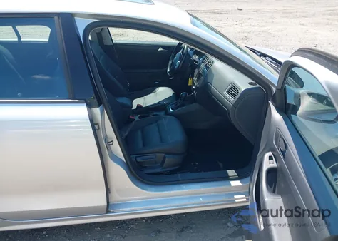 2011 Volkswagen Jetta 2.5L Se from USA, damaged, VIN 3VWDZ7AJXBM319068